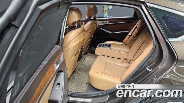 Genesis G80 Premium Luxury, 2017 17
