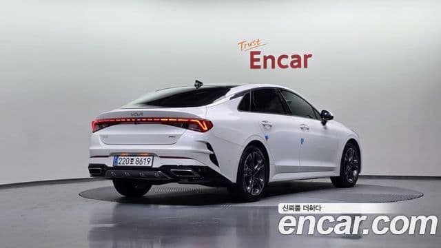 Kia K5 гибрид 3세대 Signature, 2023 2