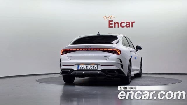 Kia K5 гибрид 3세대 Signature, 2023 4