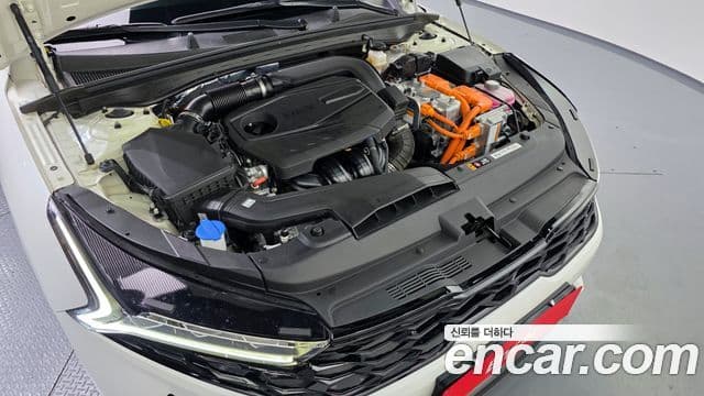 Kia K5 гибрид 3세대 Signature, 2023 6
