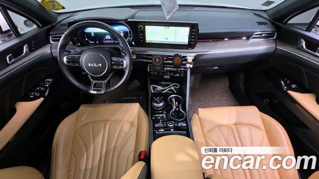 Kia K5 гибрид 3세대 Signature, 2023 7