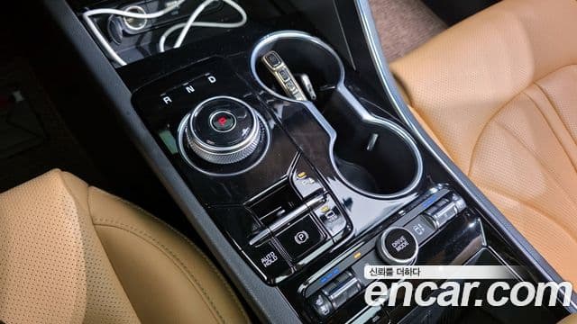 Kia K5 гибрид 3세대 Signature, 2023 9