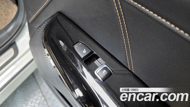 Kia K5 гибрид 3세대 Signature, 2023 19