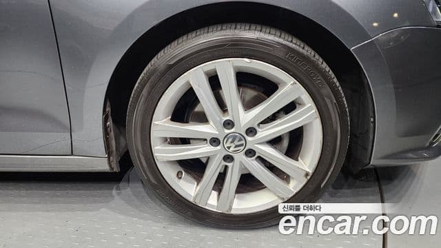 Volkswagen New Jetta 6세대, 2015 20