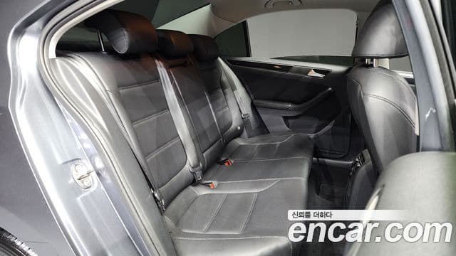 Volkswagen New Jetta 6세대, 2015 9