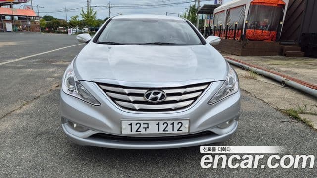 Hyundai YF Sonata LPI Premier(для людей с инвалидностью), 2010 2