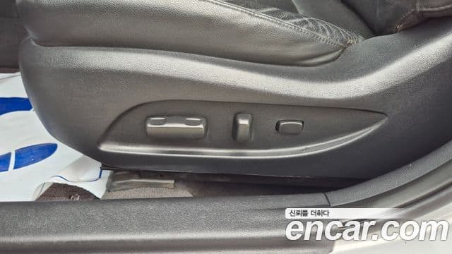 Hyundai YF Sonata LPI Premier(для людей с инвалидностью), 2010 15