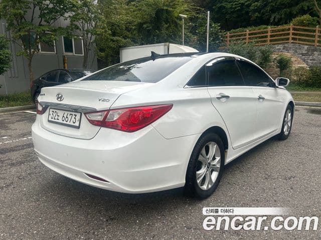 Hyundai YF Sonata люксовая версия, 2010 все фото