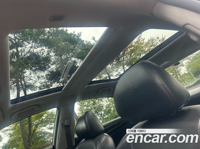 Hyundai YF Sonata люксовая версия, 2010 18