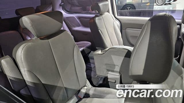 Kia Carnival R Grand Carnival GX, 2014 8