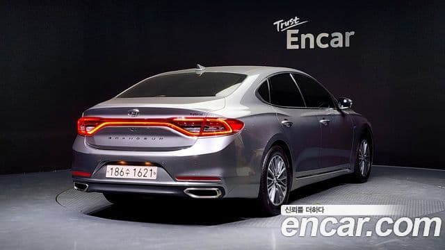 Hyundai Grandeur IG гибрид Special, 2018 2
