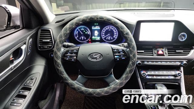 Hyundai Grandeur IG гибрид Special, 2018 13