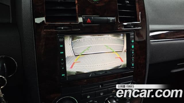 크라이슬러 300C 1세대, 2008 17