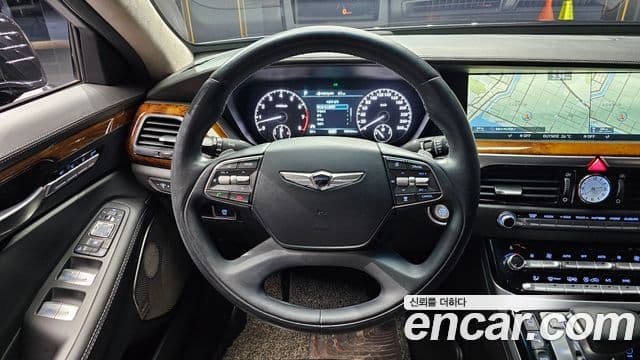 Genesis EQ900 Prestige, 2016 13