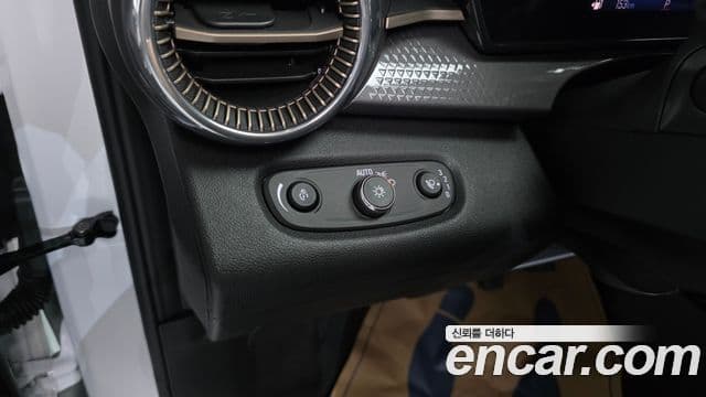 Chevrolet(GM대우) Trax кроссовер 1.2 ACTIV, 2025 17