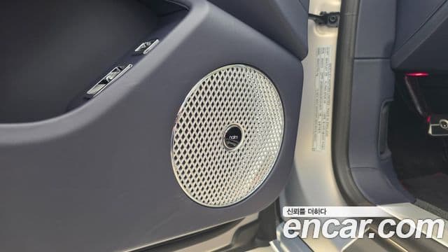 Bentley Flying Spur 3세대, 2024 19