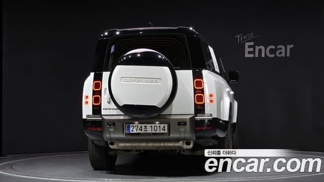 Land Rover Defender (L663) 130 P400 X-Dynamic HSE, 2024 4
