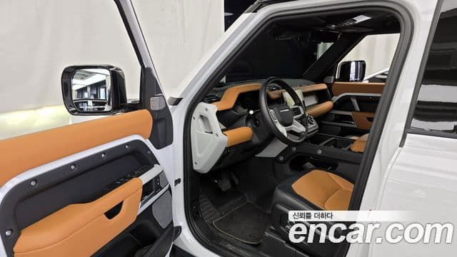 Land Rover Defender (L663) 130 P400 X-Dynamic HSE, 2024 10