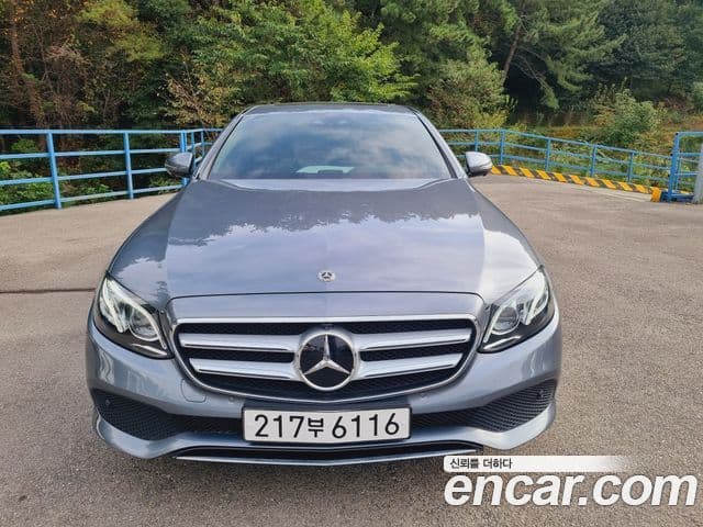 Mercedes-Benz E-класс W213 Avantgarde, 2020 1