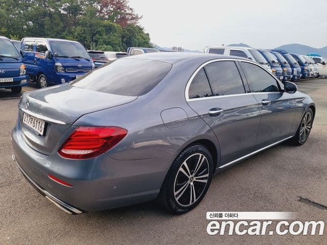 Mercedes-Benz E-класс W213 Avantgarde, 2020 4