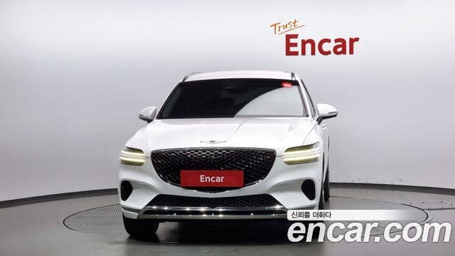 Genesis GV70, 2021 3