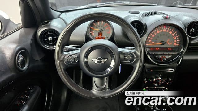 Mini Cooper D Countryman 1세대, 2016 14