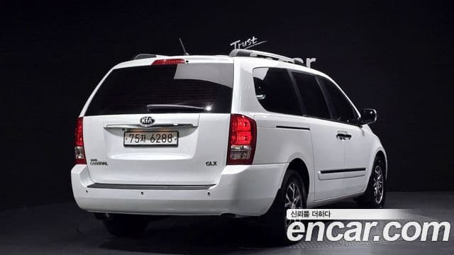 Kia Carnival R Premium, 2013 2