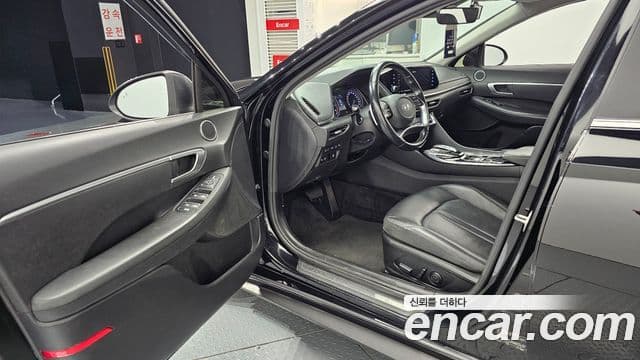 Hyundai Sonata (DN8) Premium Family, 2021 11