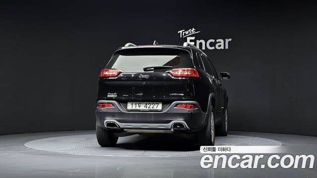 Jeep Cherokee(KL) 2.0 дизель Limited 4WD, 2015 4