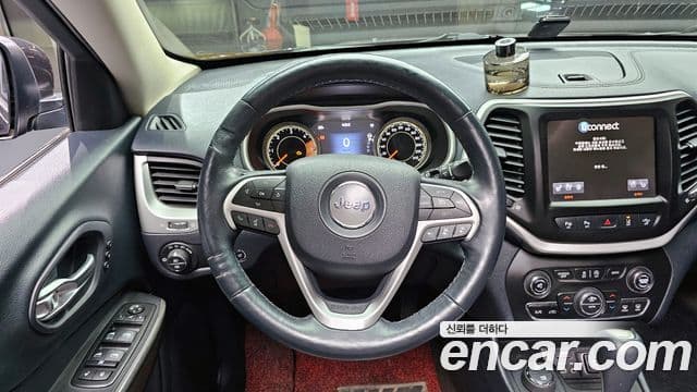 Jeep Cherokee(KL) 2.0 дизель Limited 4WD, 2015 13