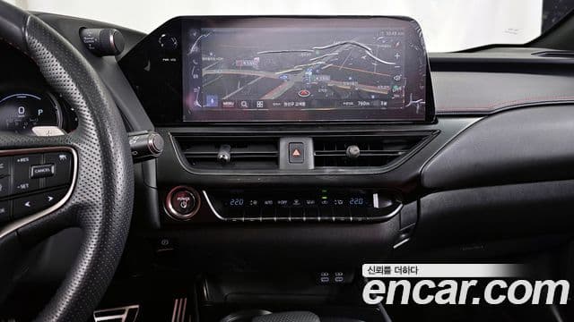 Lexus UX250h 2.0 F-Sport 2WD, 2024 15