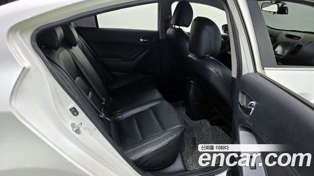 Kia K3 Noblesse, 2013 13