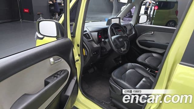 Kia Ray Special, 2013 11