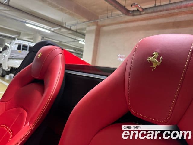 Ferrari 488 스파이더, 2018 10