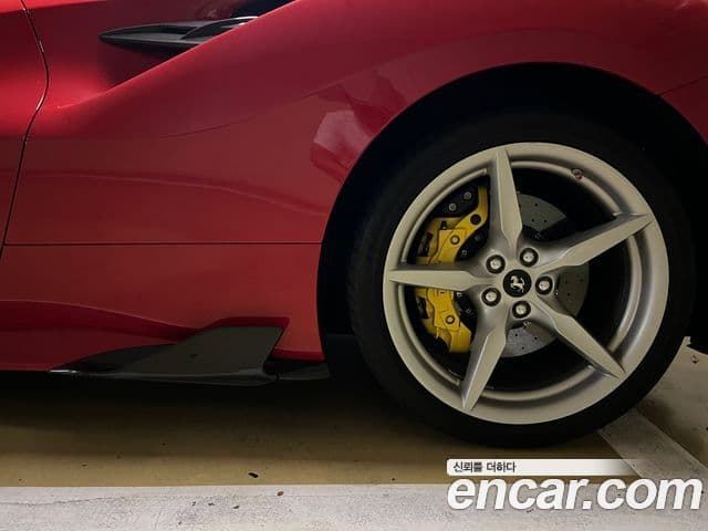 Ferrari 488 스파이더, 2018 11