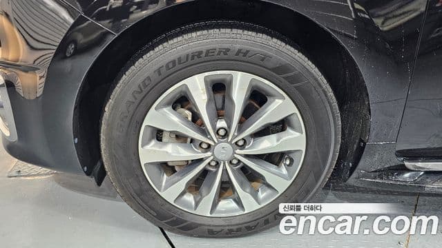 Kia All New Carnival Luxury, 2016 все фото