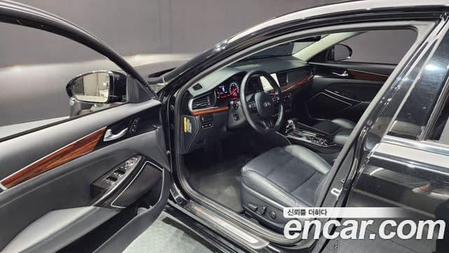 Kia All New K7 Prestige, 2016 11