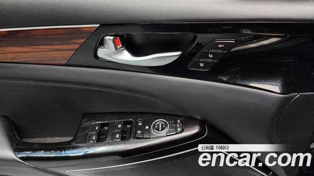 Kia All New K7 Prestige, 2016 18