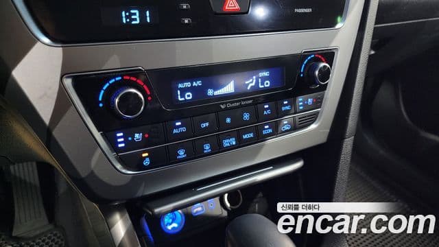 Hyundai LF Sonata гибрид Premium, 2015 16