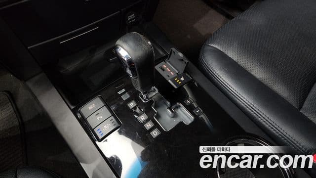 Kia Mohave 4WD KV300, 2013 9