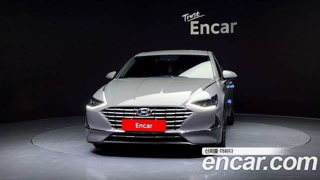 Hyundai Sonata гибрид (DN8) Family, 2021 3