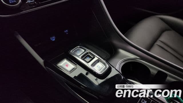 Hyundai Sonata гибрид (DN8) Family, 2021 9