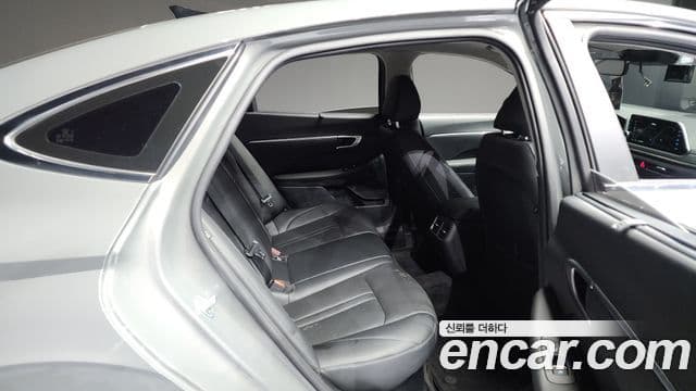 Hyundai Sonata гибрид (DN8) Family, 2021 12