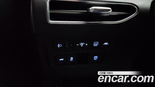 Hyundai Sonata гибрид (DN8) Family, 2021 18