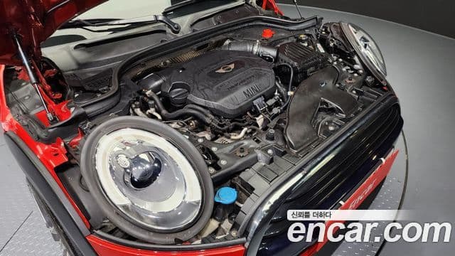 Mini Cooper D 3세대, 2016 6