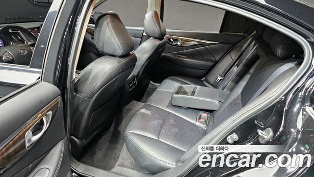 Infiniti Q50 3.5 гибрид high-tech, 2016 12