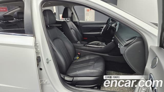 Hyundai Sonata (DN8) Premium Family, 2021 11