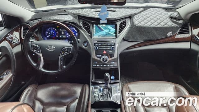 Hyundai Grandeur HG Premium, 2015 7