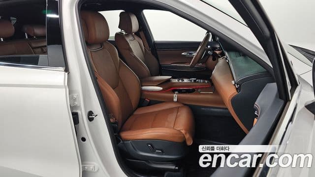 Genesis GV70, 2023 10