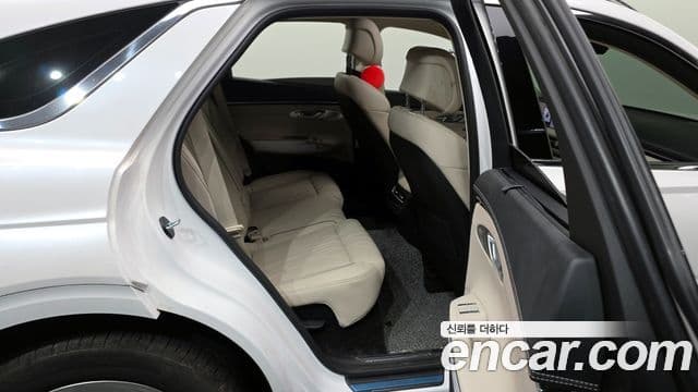 Genesis GV70, 2025 12